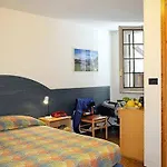 Hotel Aigle 3*